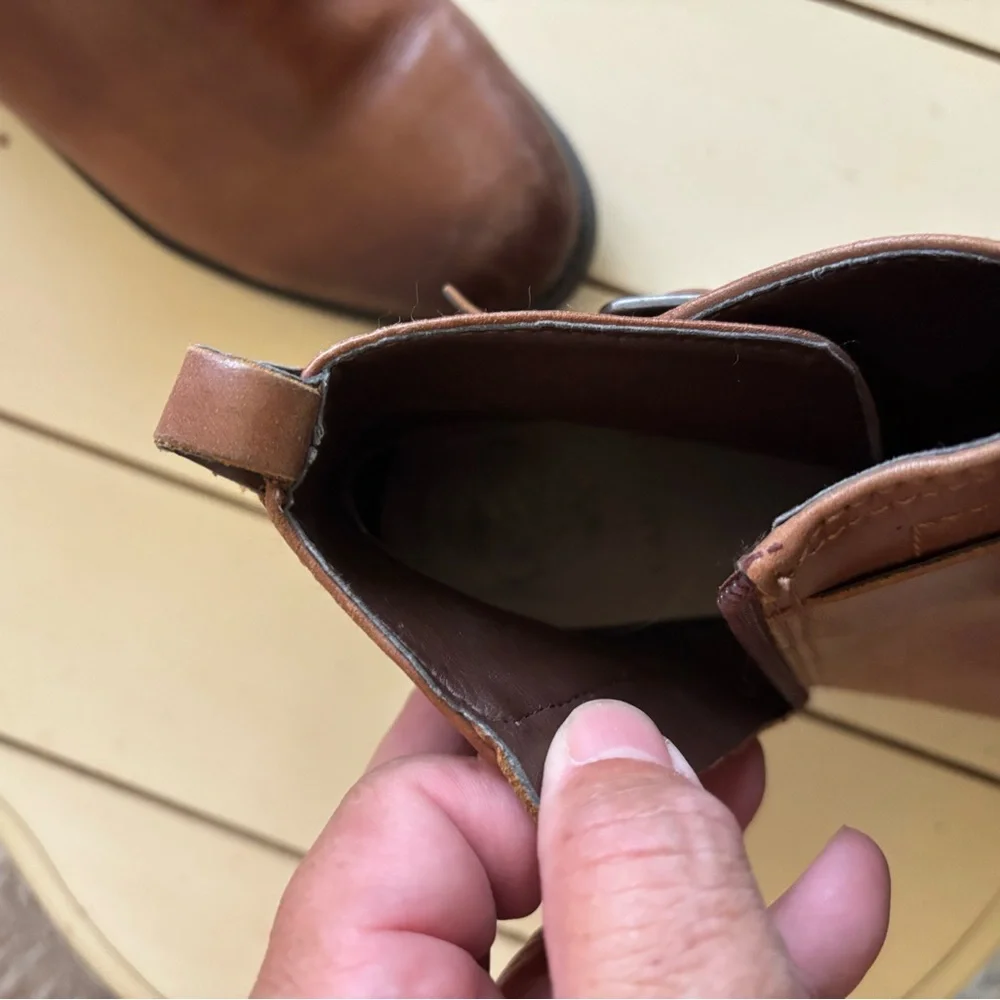Vince Camuto Brown Ankle Booties with Block Heel - Picture 5 of 6